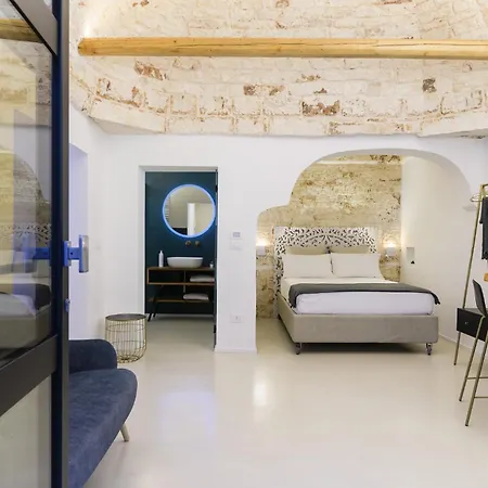 Mavi Con Idromassaggio By Wonderful Italy